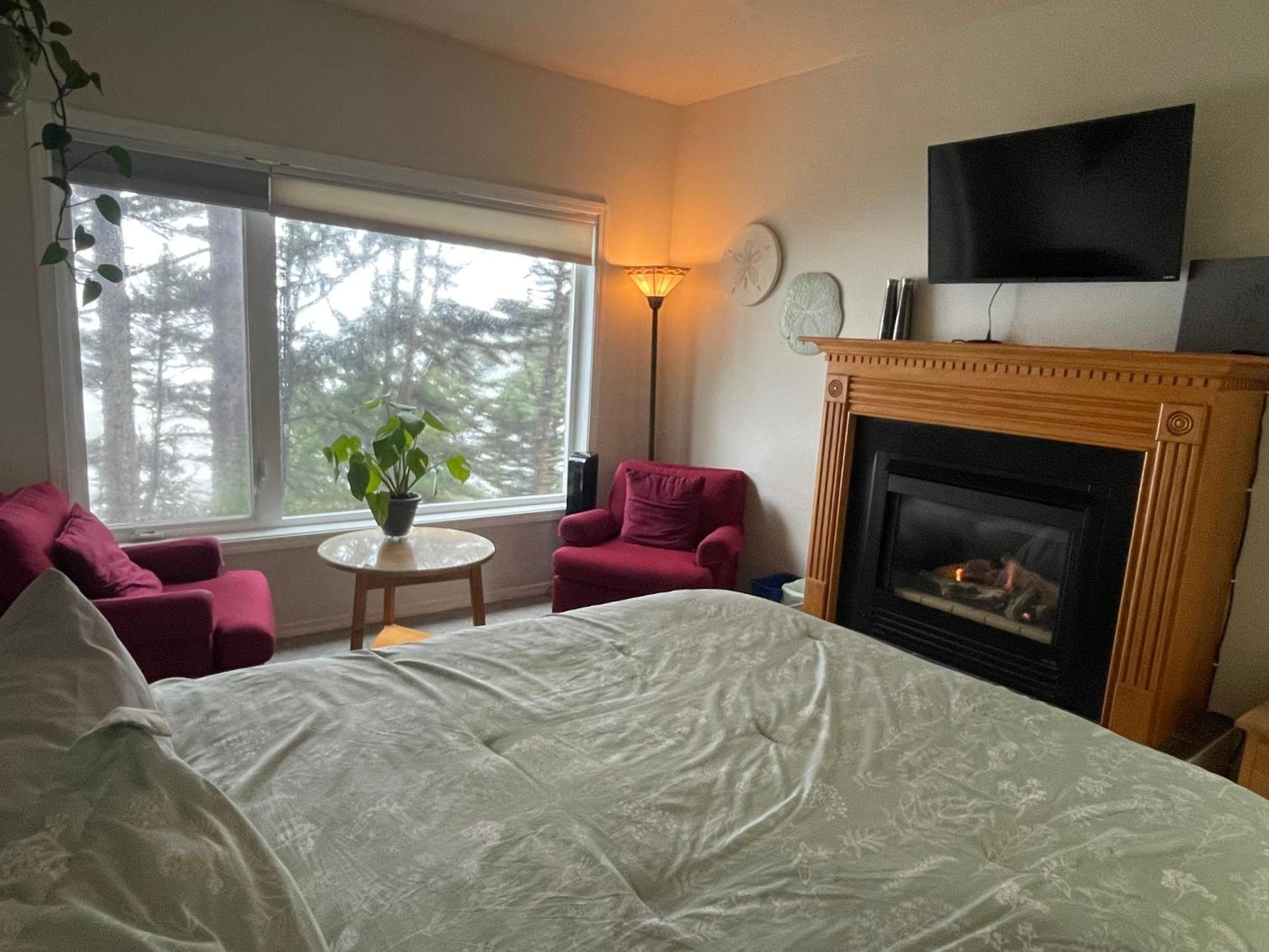 Tyee Lodge Bed And Breakfast 纽波特 外观 照片